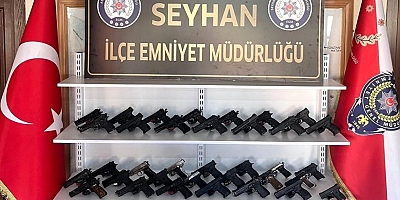 Adana'da 63 Ruhsatsız Tabanca  Ele Geçirildi