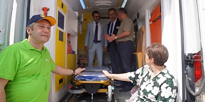 Tam Donanımlı Bir Ambulans Hastanenin Kullanımına Hibe Edildi