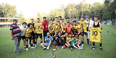 U18 Çukurova Gençlik Spor Şampiyon!